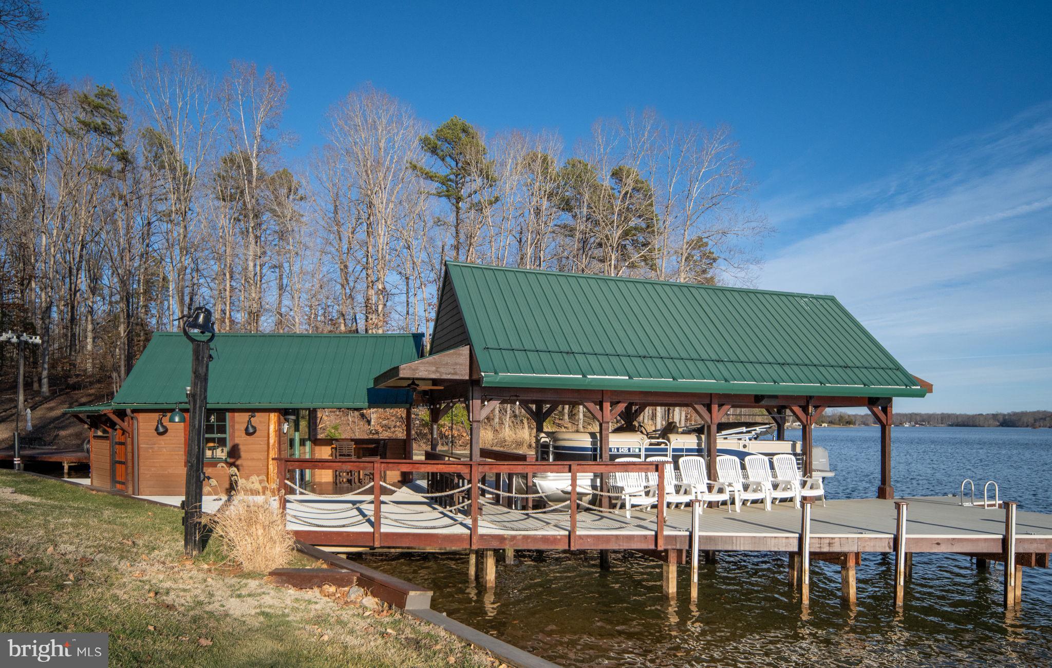 5409 WYNDEMERE CIRCLE