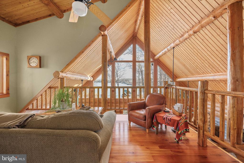 5409 WYNDEMERE CIRCLE