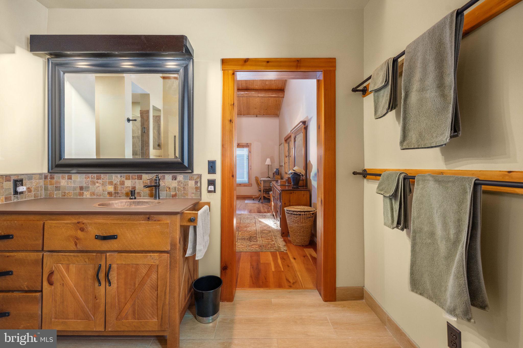 5409 WYNDEMERE CIRCLE