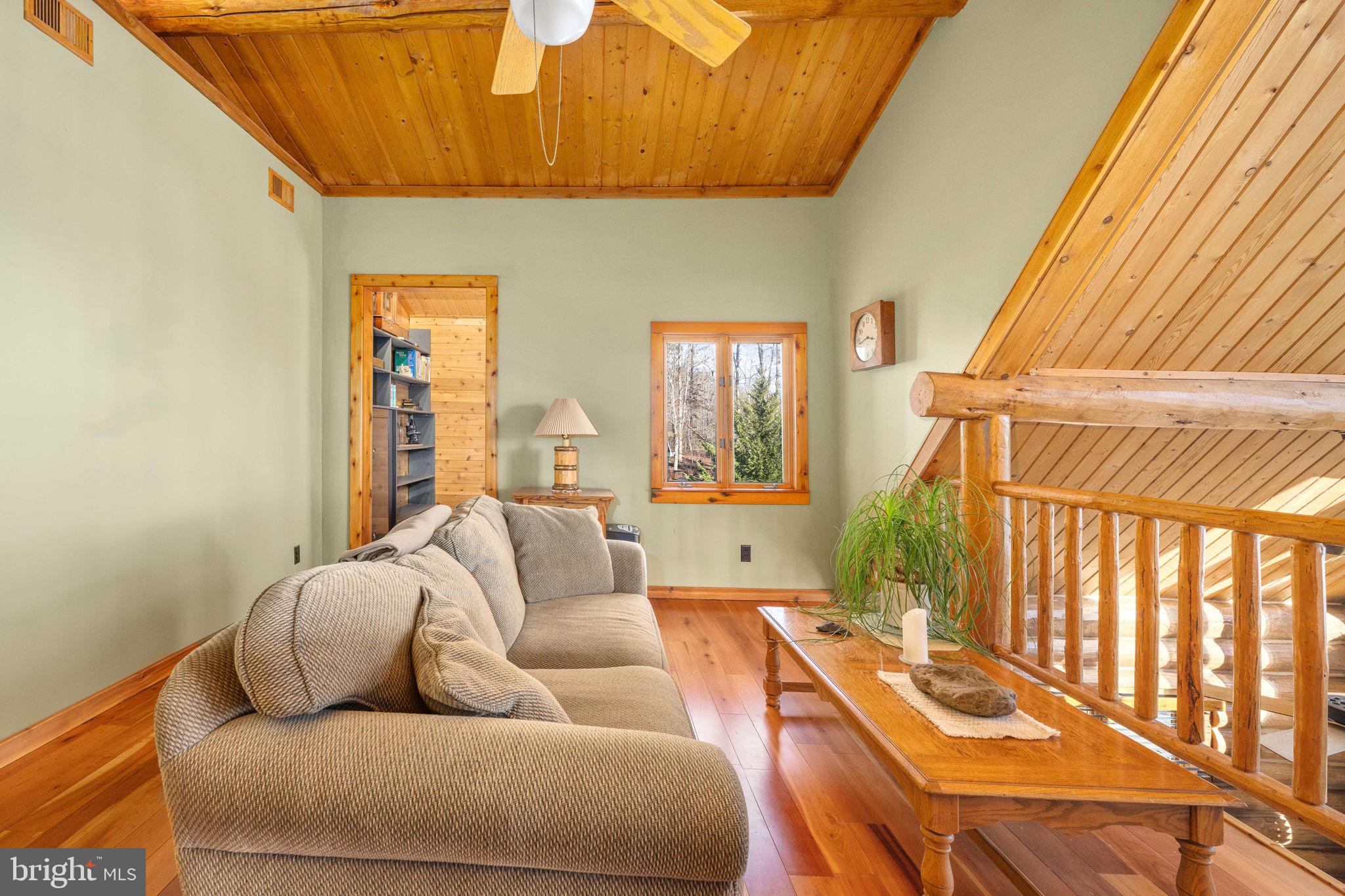 5409 WYNDEMERE CIRCLE