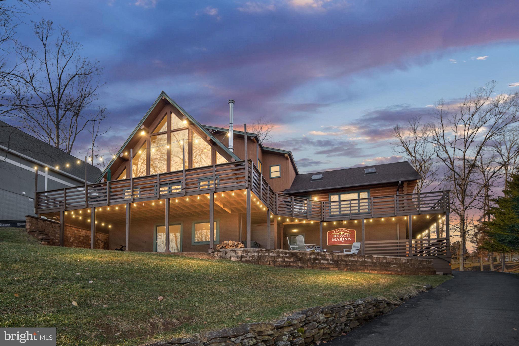 5409 WYNDEMERE CIRCLE