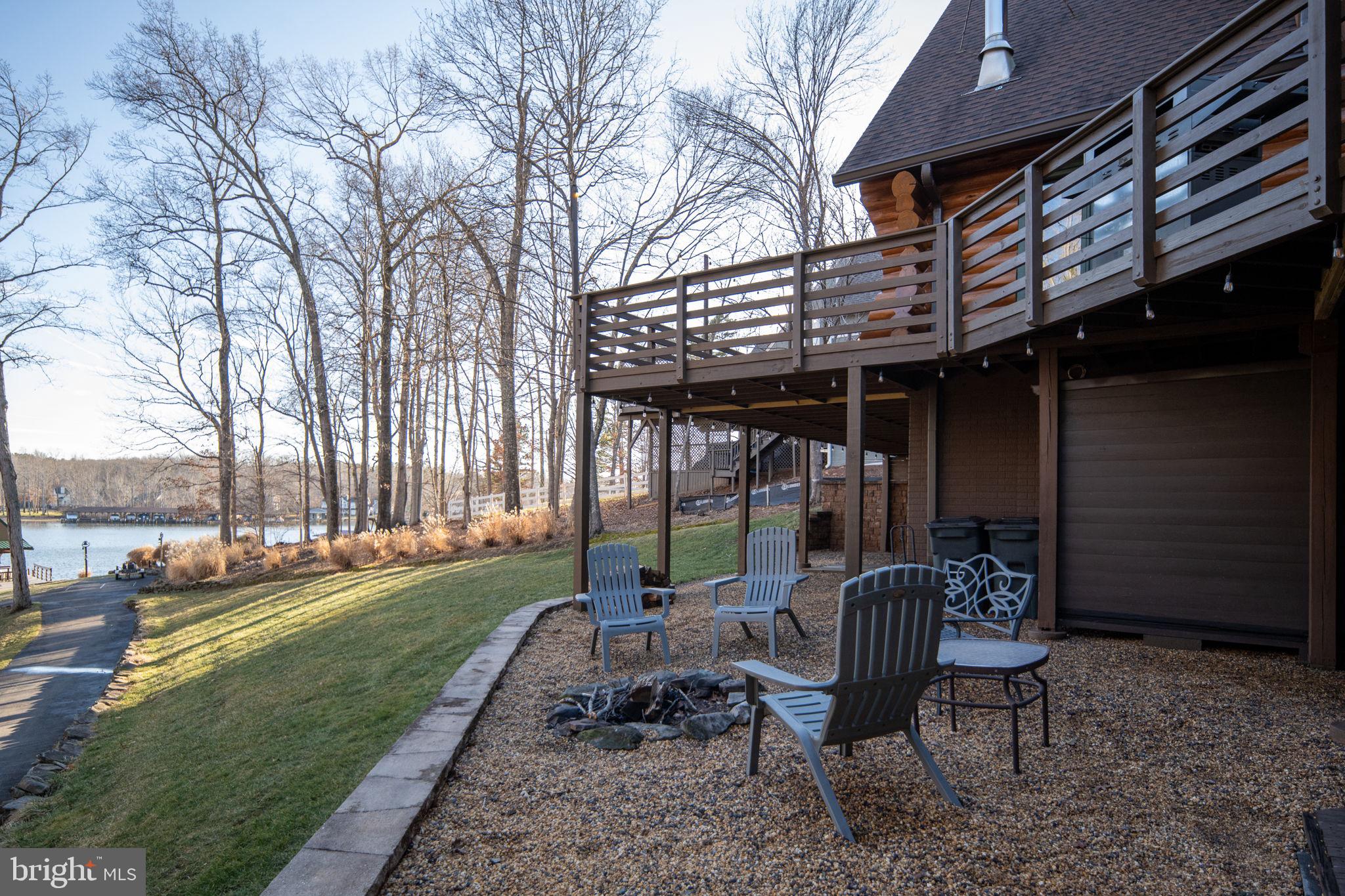 5409 WYNDEMERE CIRCLE