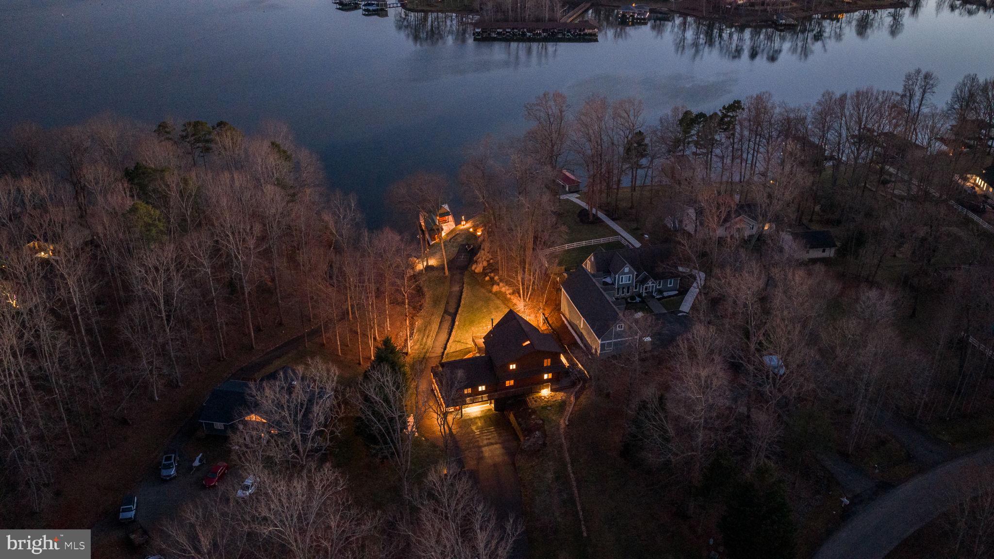 5409 WYNDEMERE CIRCLE