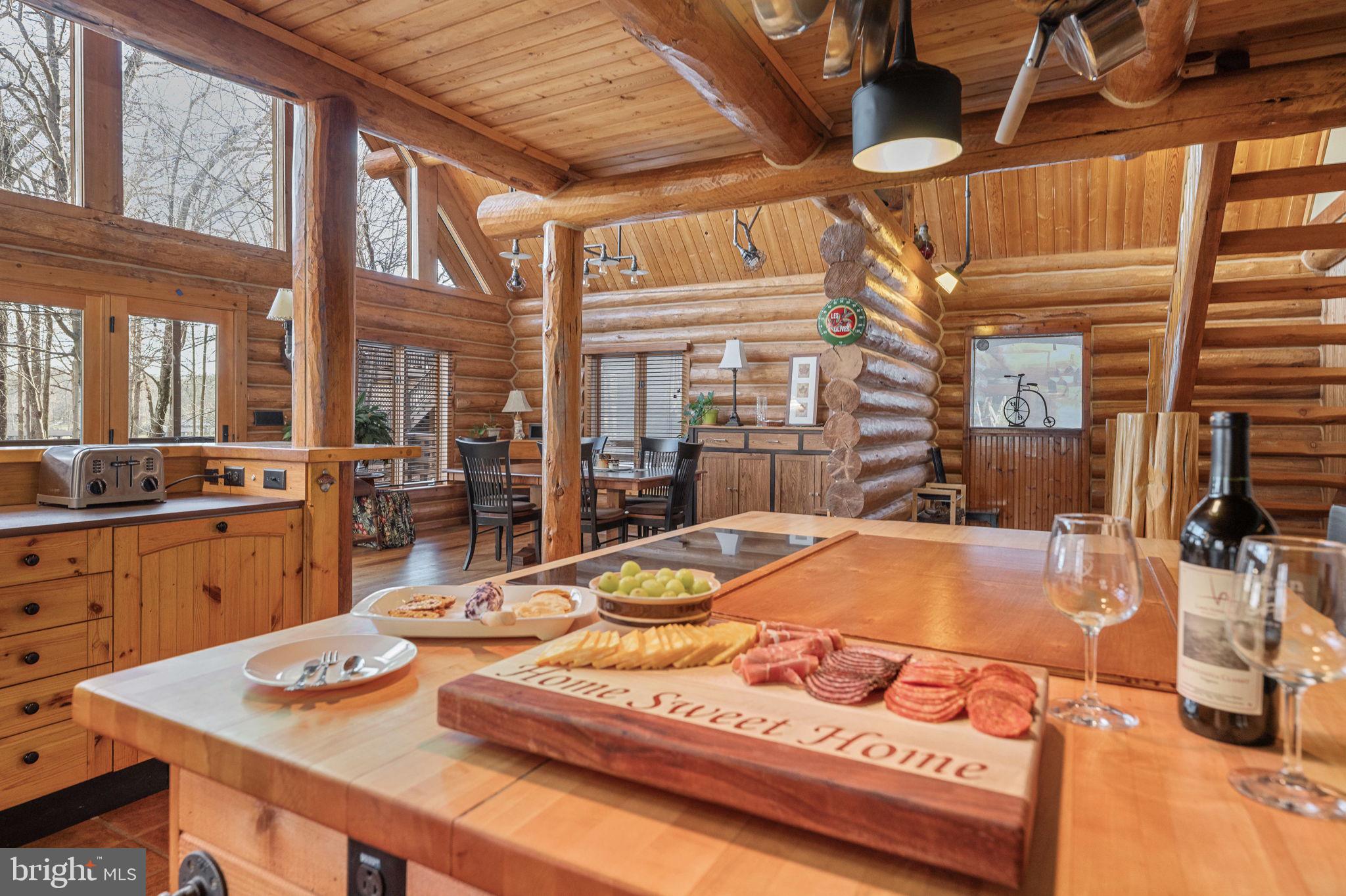 5409 WYNDEMERE CIRCLE