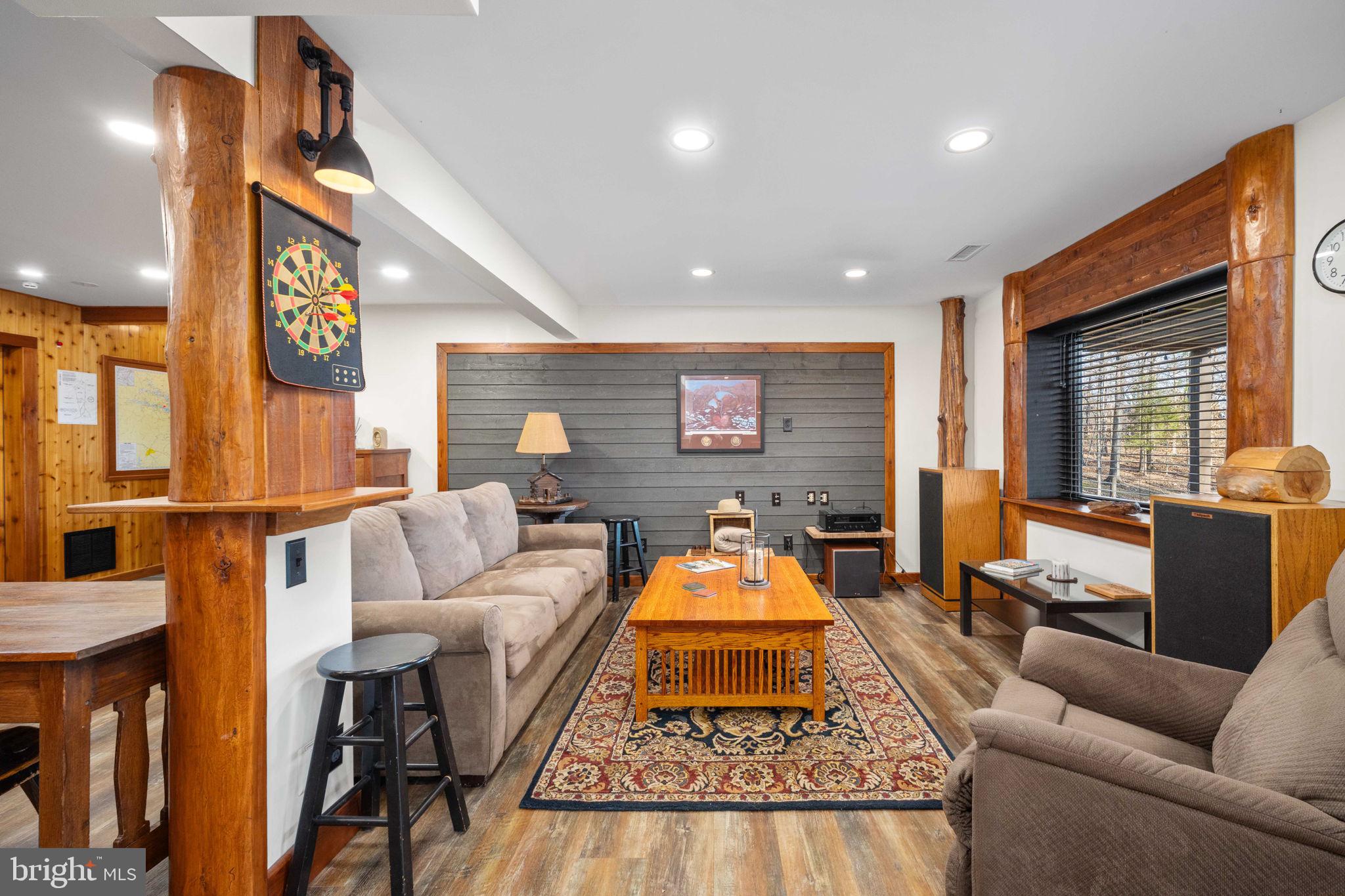 5409 WYNDEMERE CIRCLE