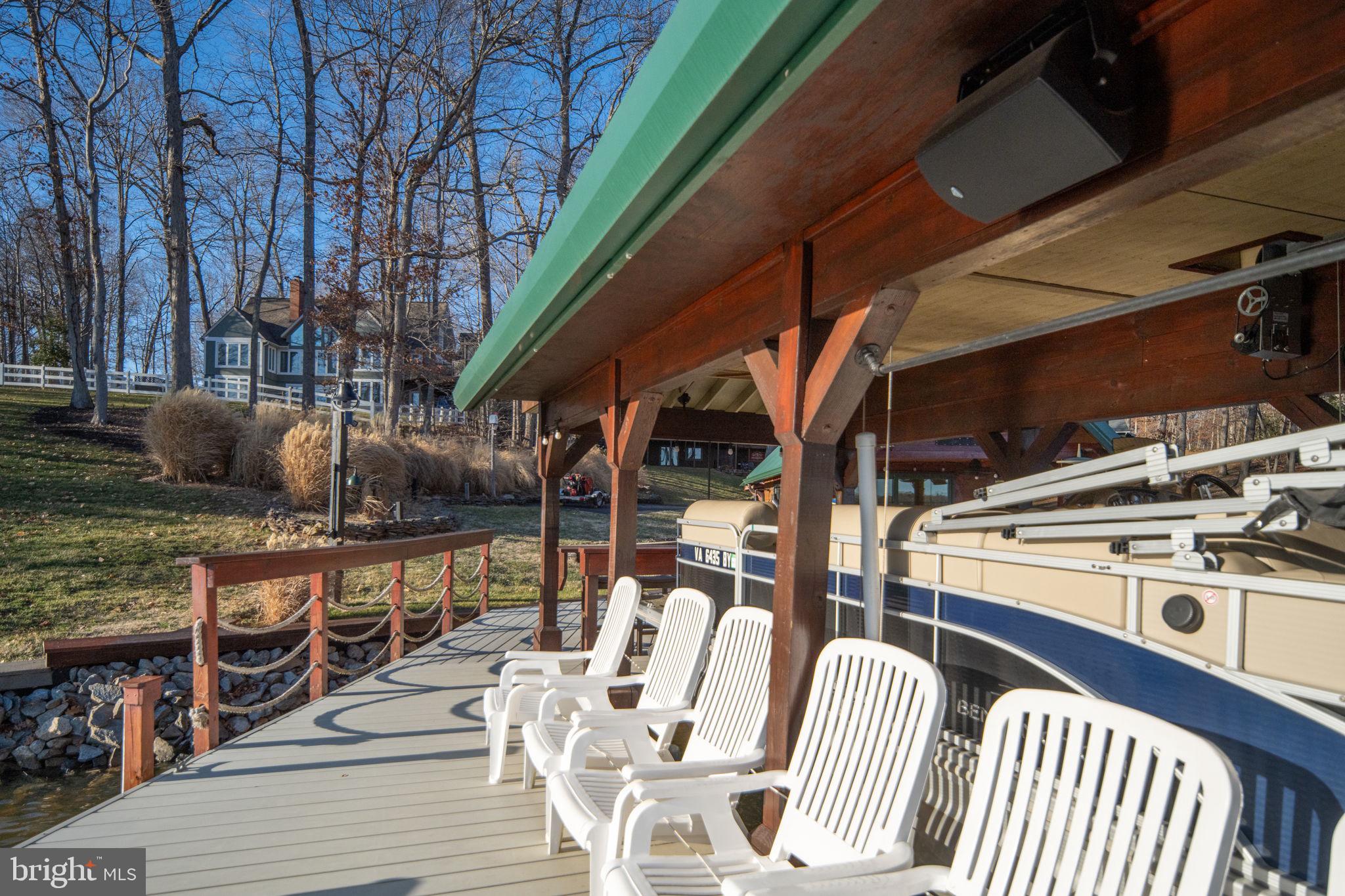 5409 WYNDEMERE CIRCLE