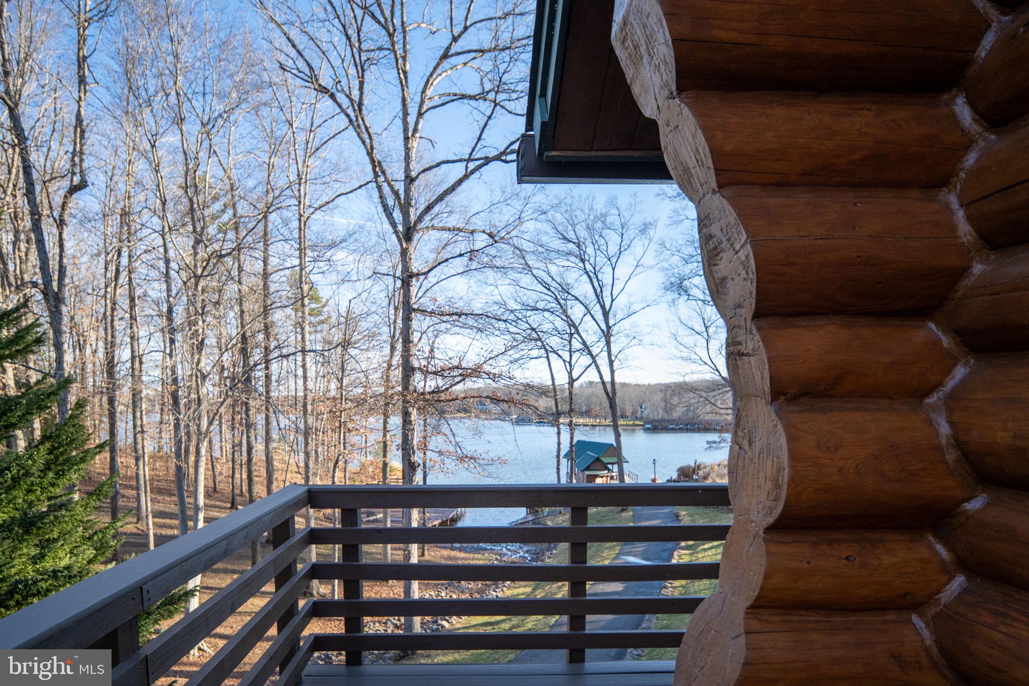 5409 WYNDEMERE CIRCLE