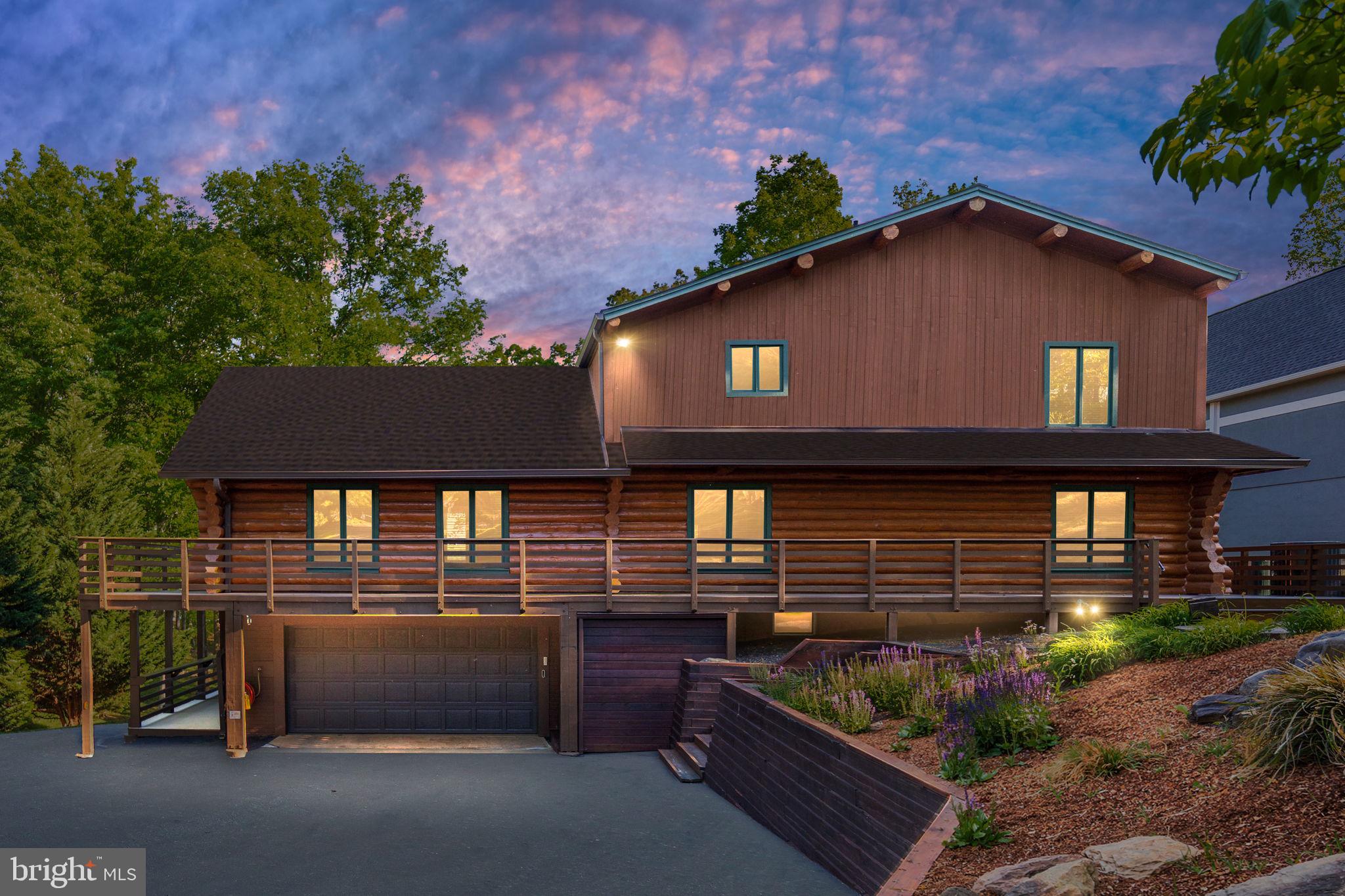 5409 WYNDEMERE CIRCLE