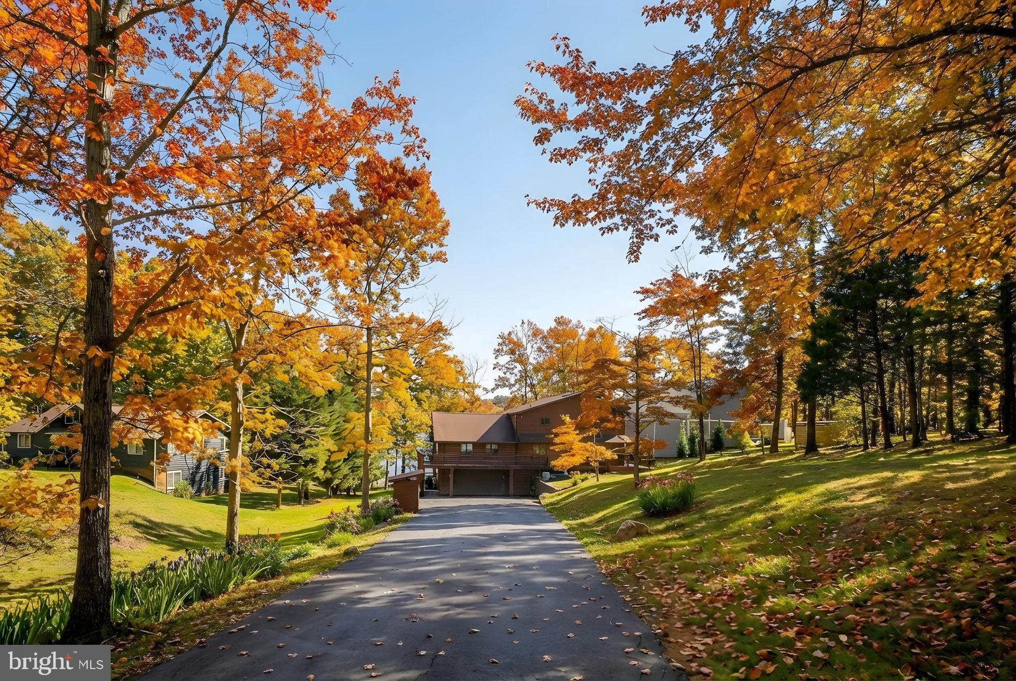 5409 WYNDEMERE CIRCLE