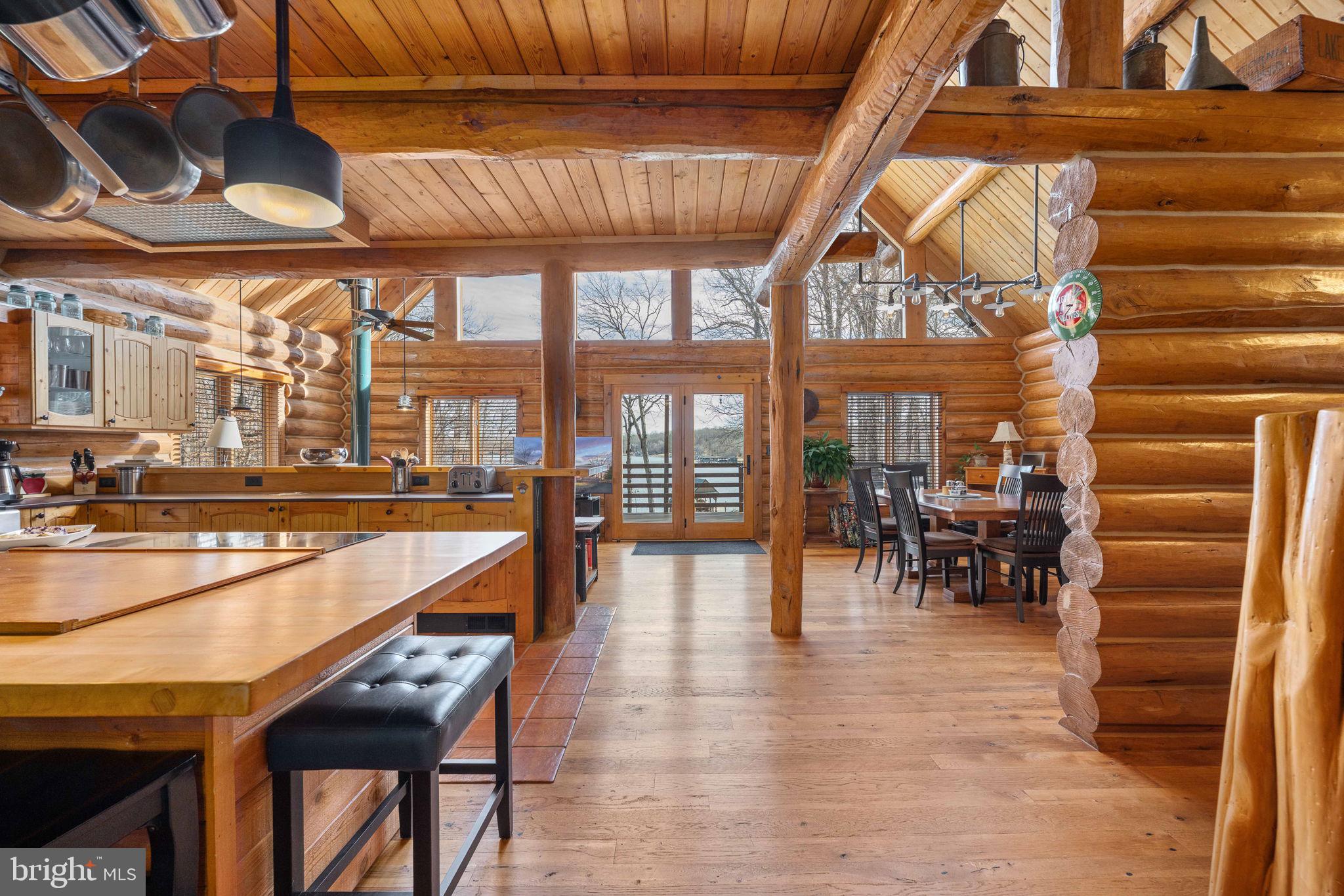 5409 WYNDEMERE CIRCLE