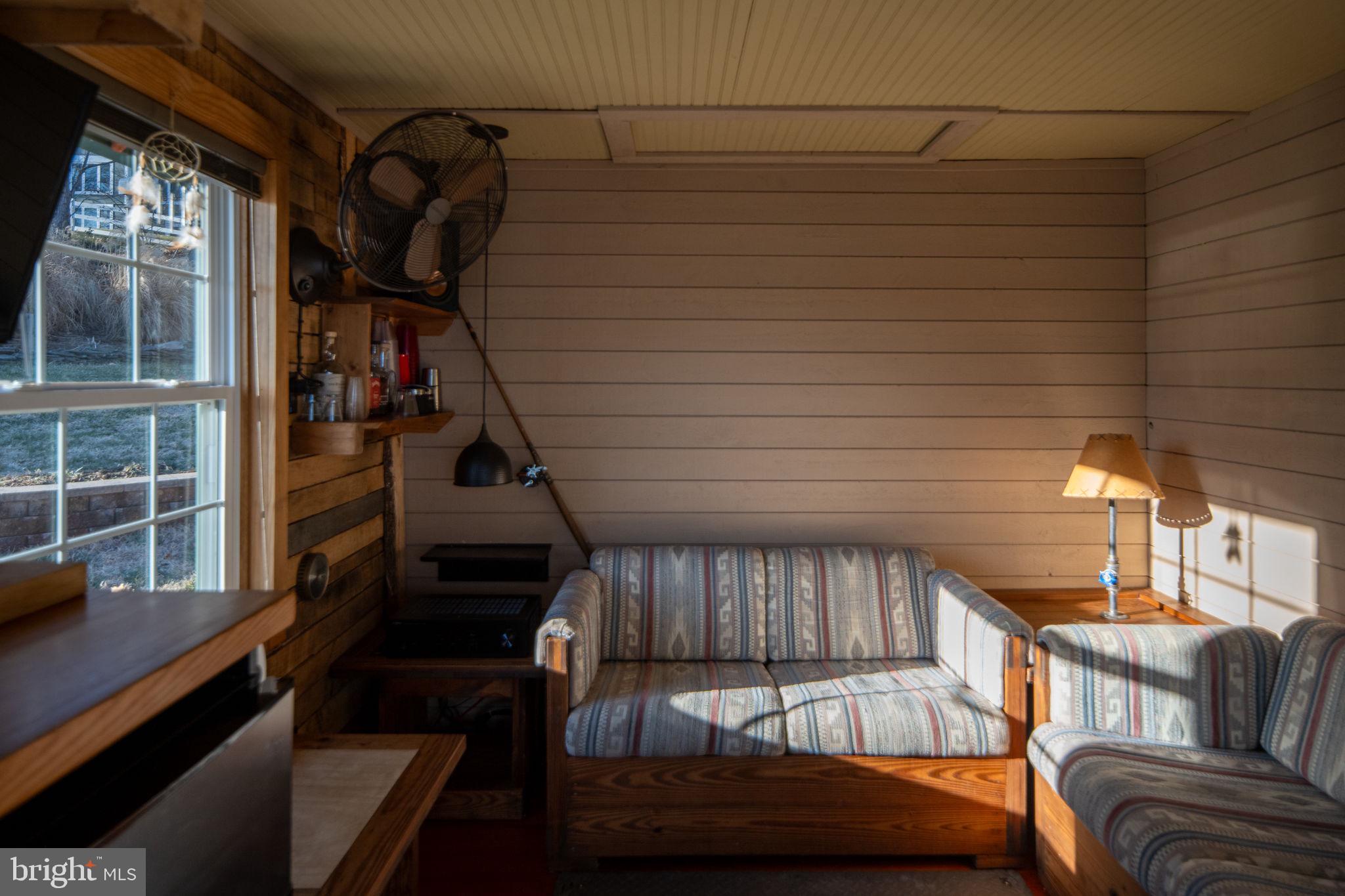 5409 WYNDEMERE CIRCLE