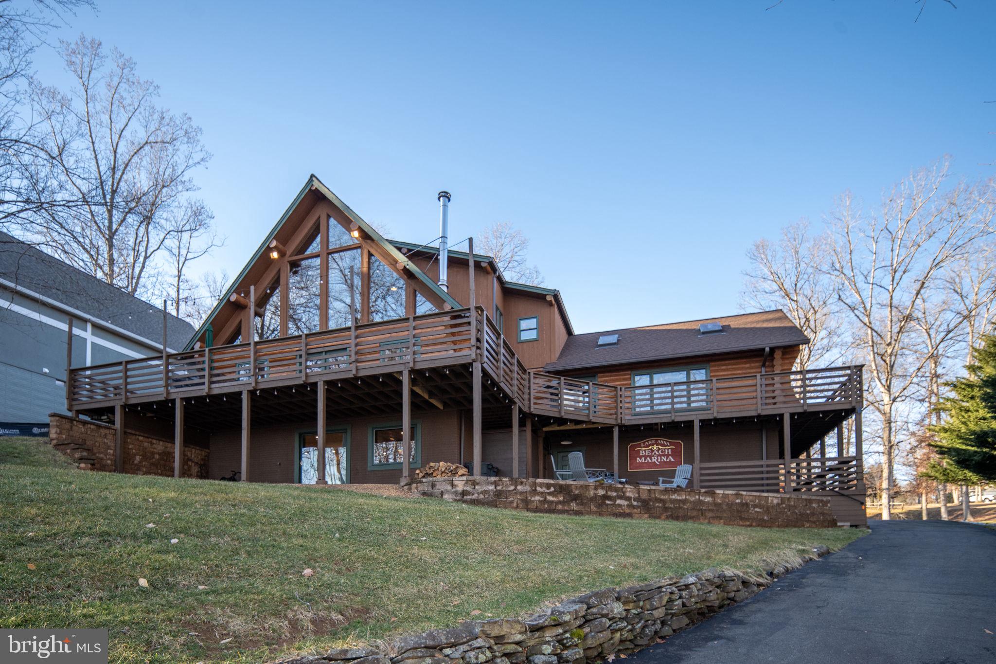 5409 WYNDEMERE CIRCLE