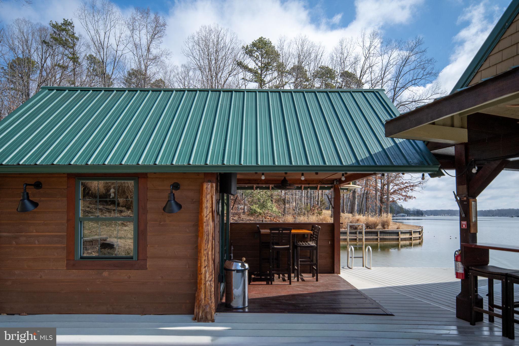 5409 WYNDEMERE CIRCLE