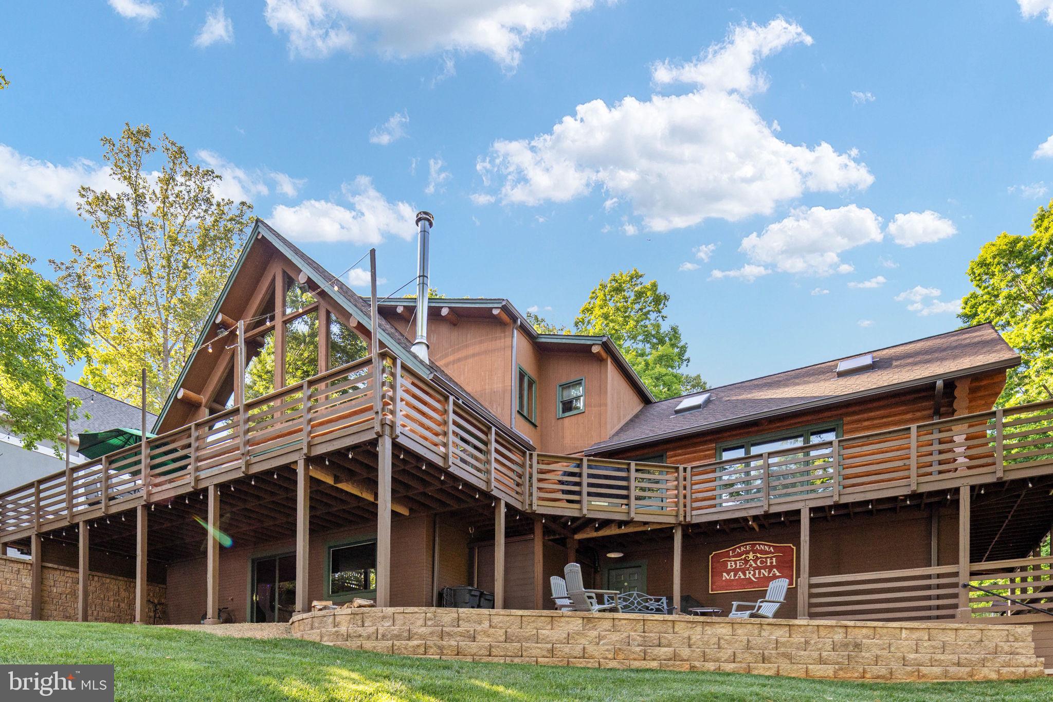 5409 WYNDEMERE CIRCLE