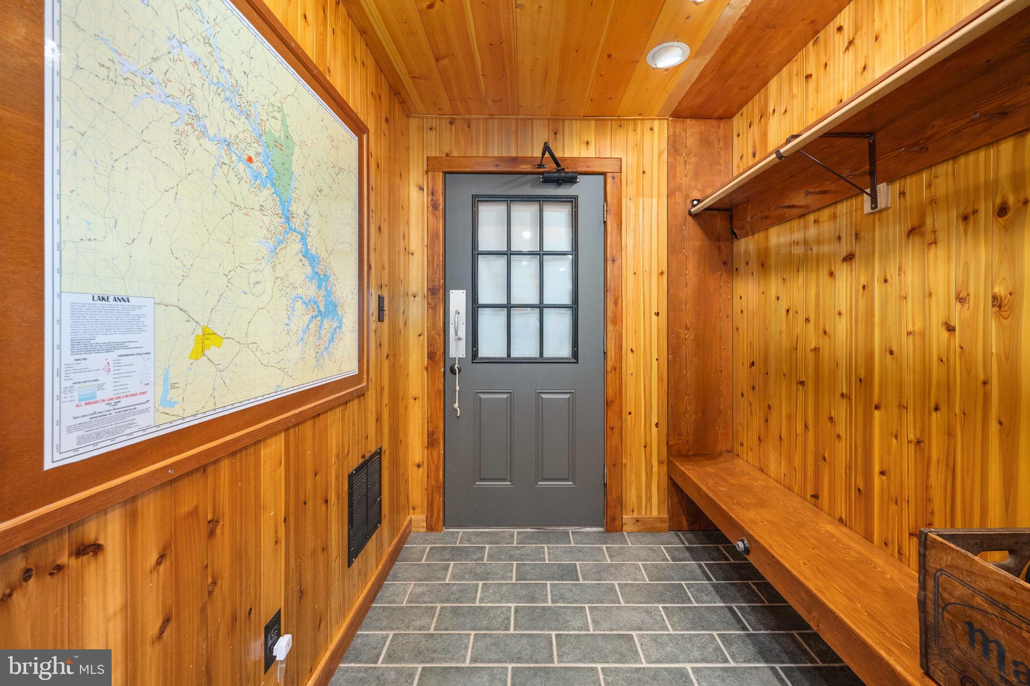 5409 WYNDEMERE CIRCLE