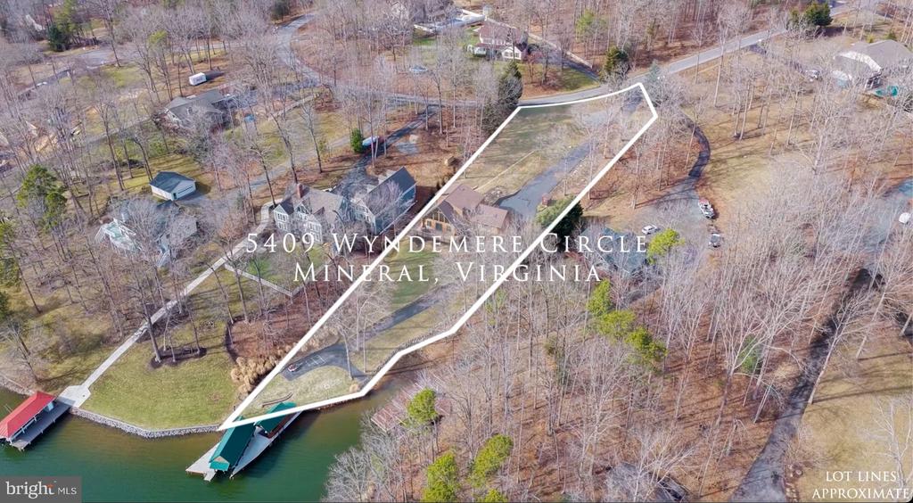 5409 WYNDEMERE CIRCLE