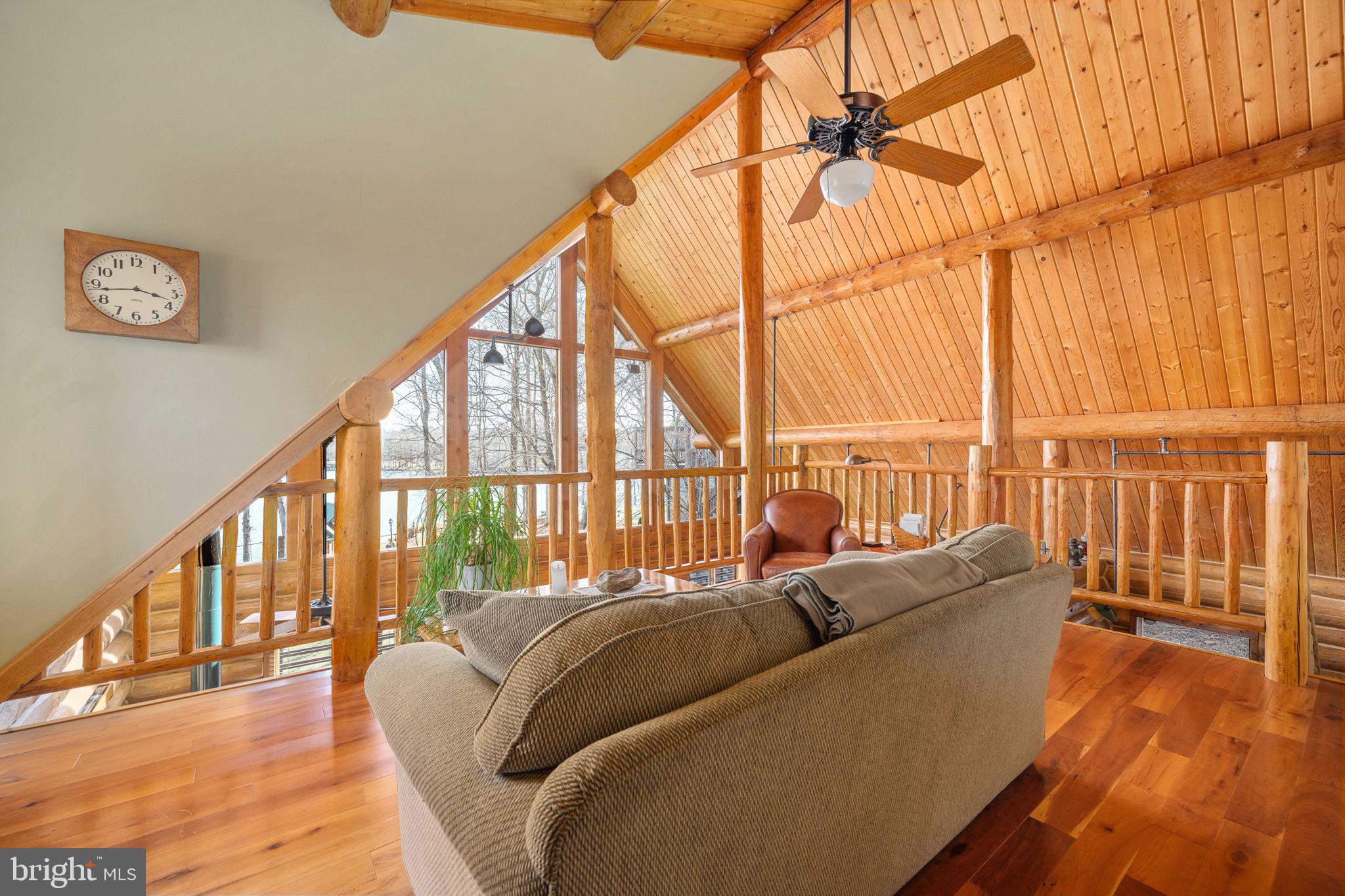 5409 WYNDEMERE CIRCLE