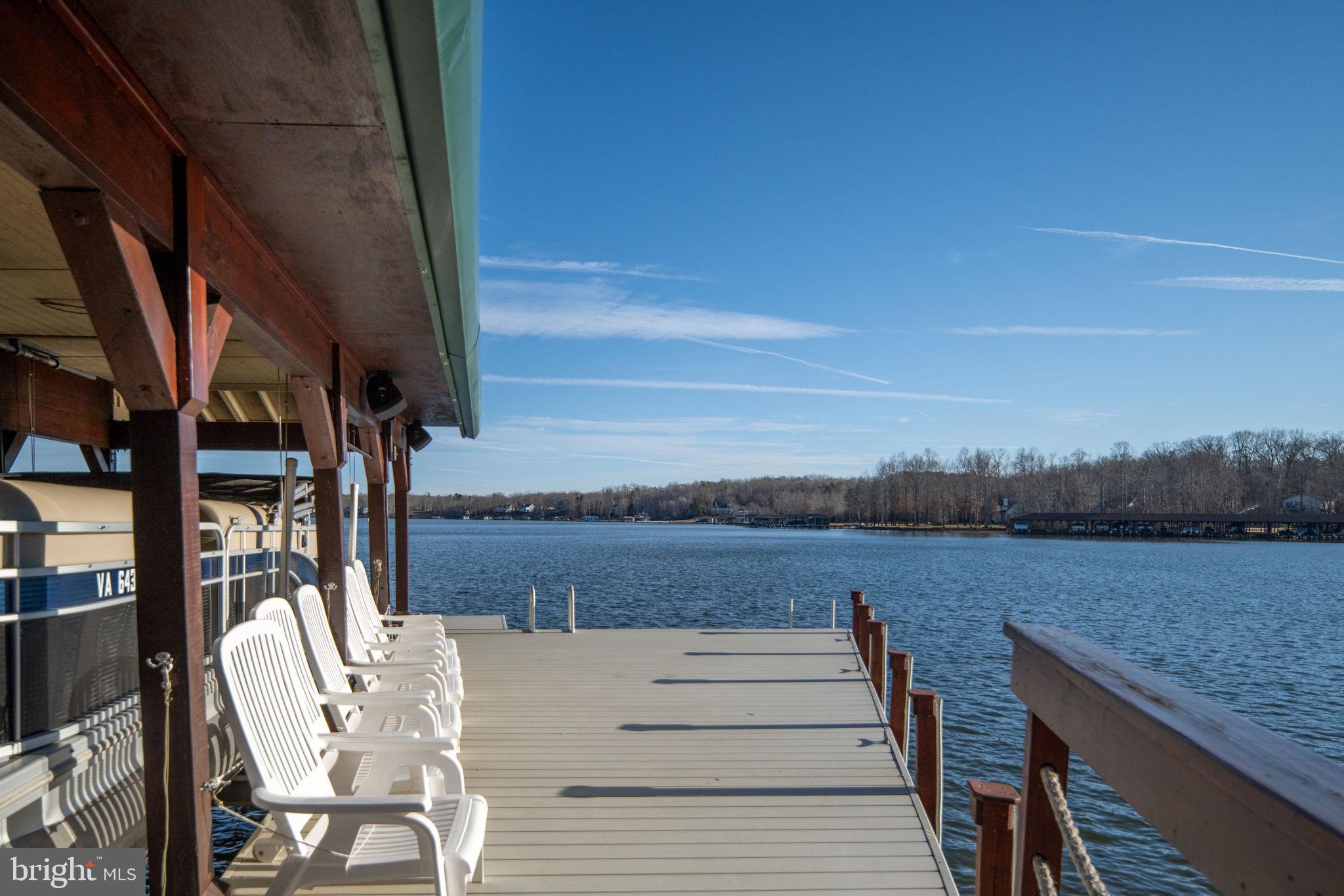 5409 WYNDEMERE CIRCLE