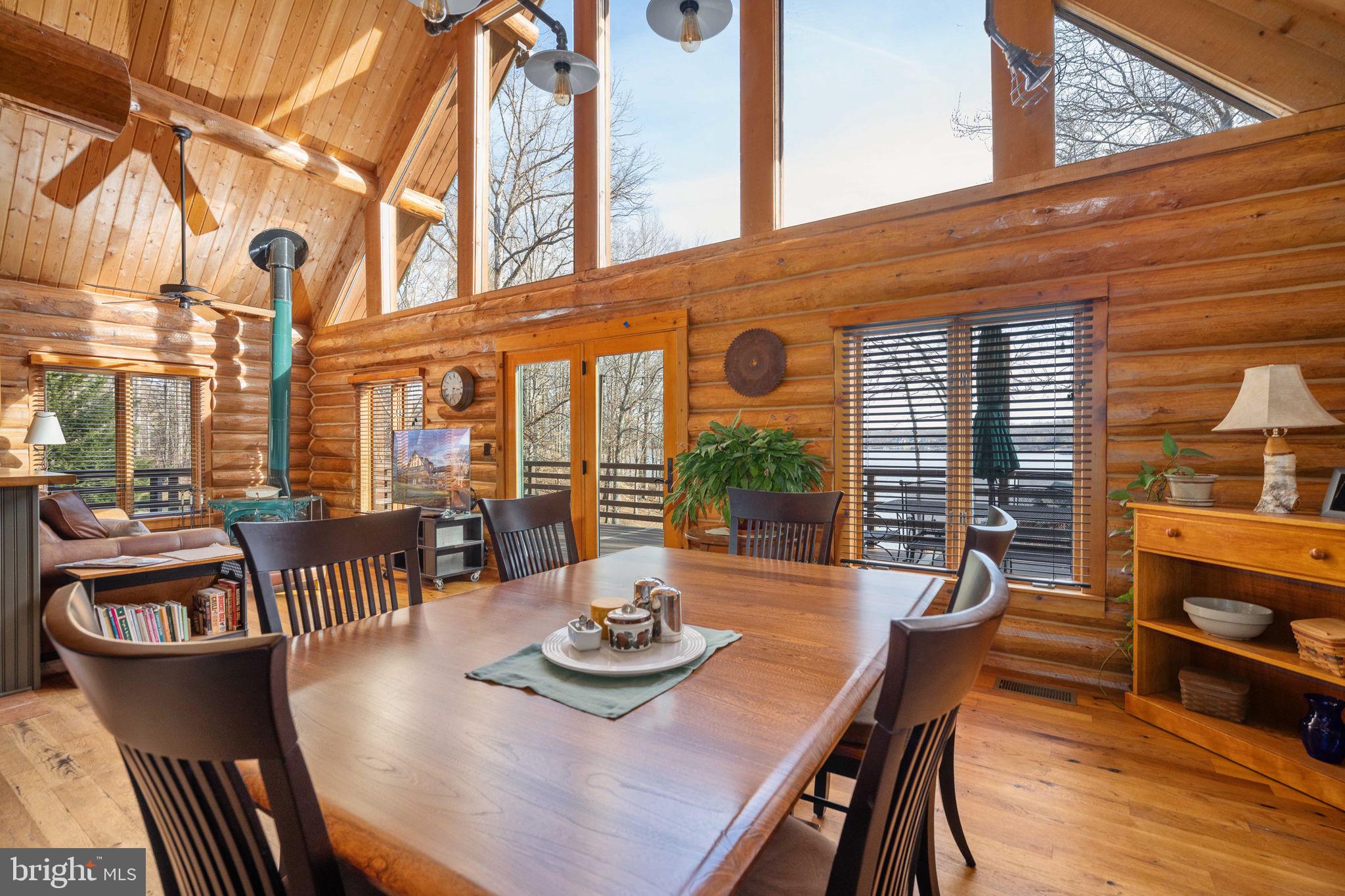 5409 WYNDEMERE CIRCLE