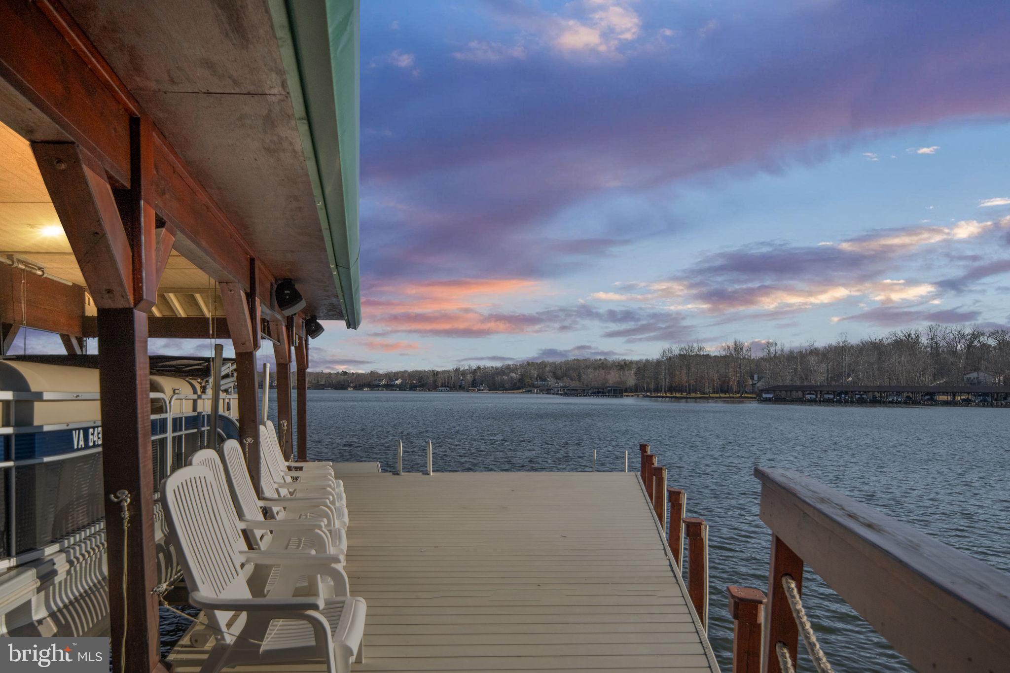 5409 WYNDEMERE CIRCLE