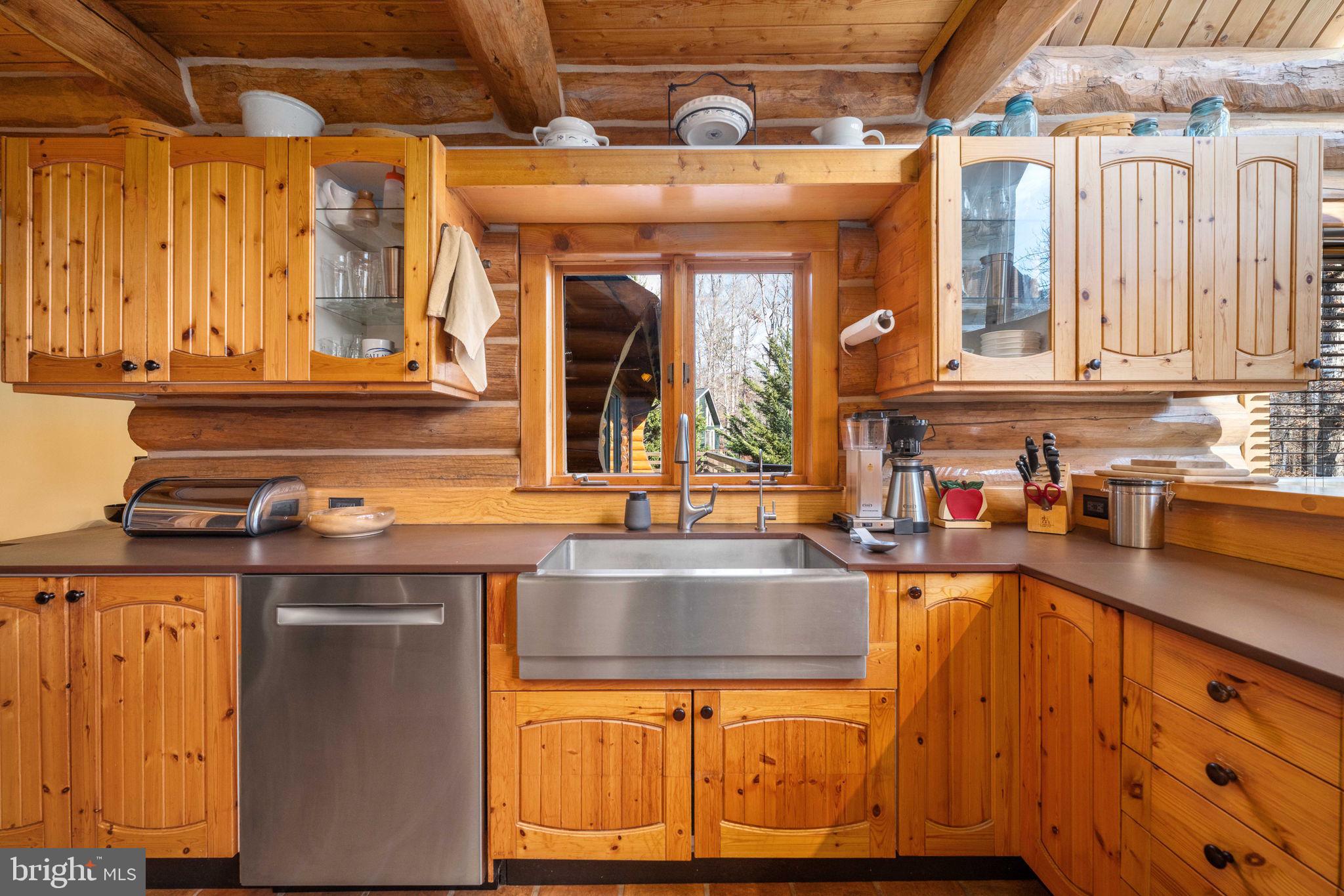 5409 WYNDEMERE CIRCLE