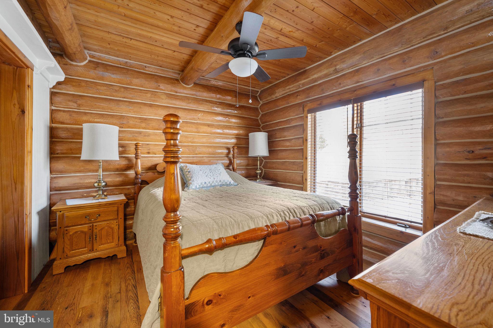 5409 WYNDEMERE CIRCLE