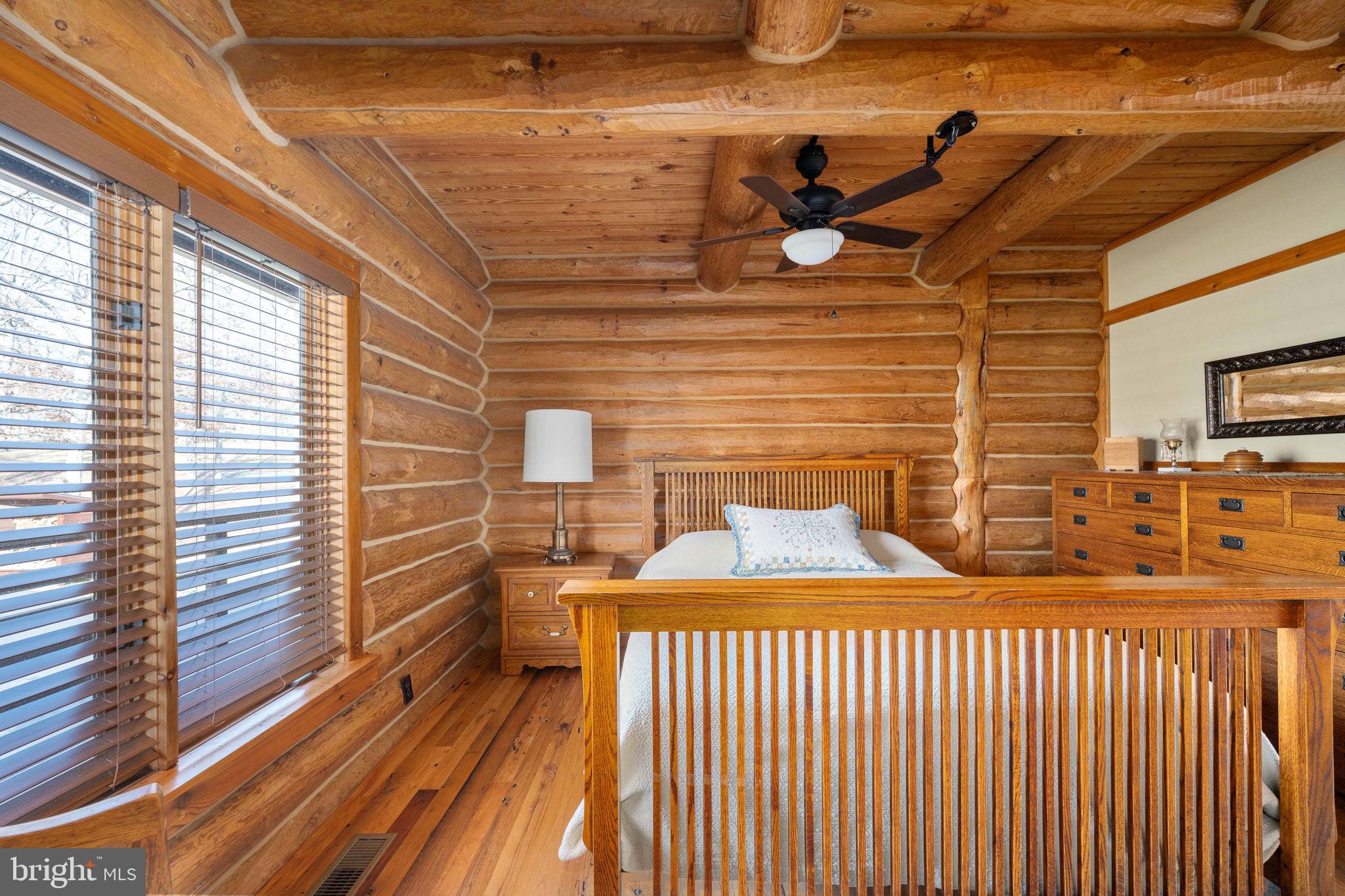 5409 WYNDEMERE CIRCLE