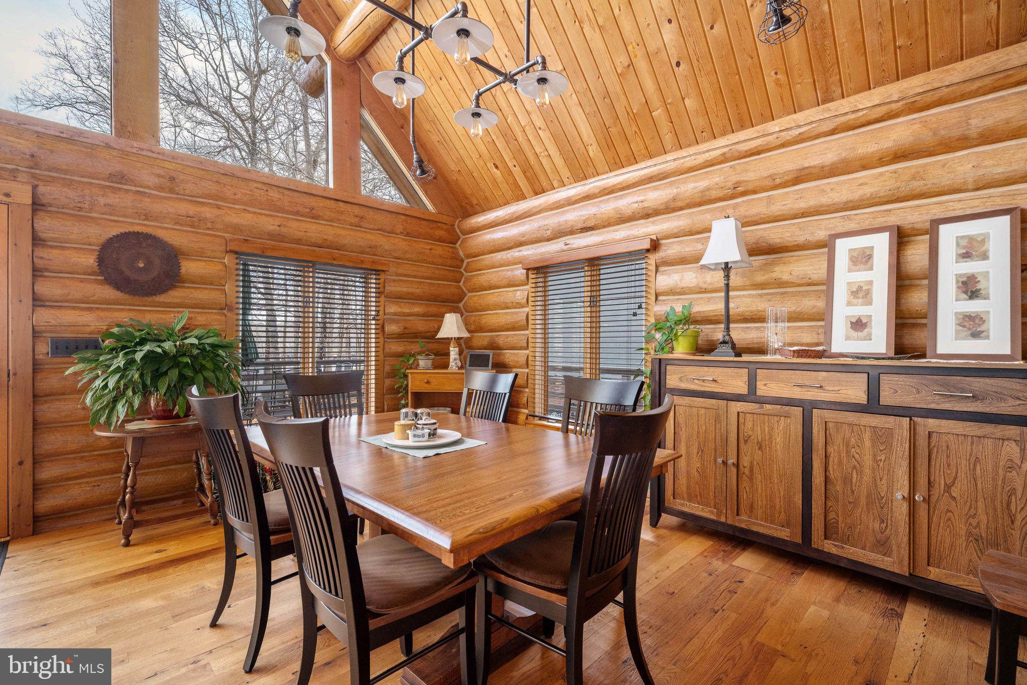 5409 WYNDEMERE CIRCLE