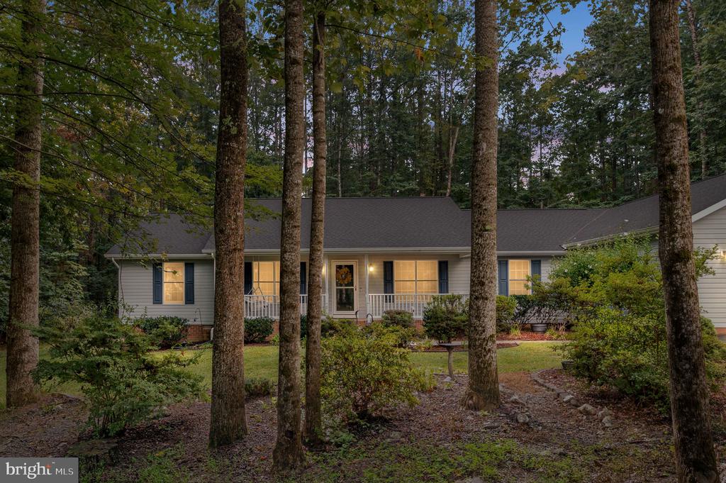 3329 VIOLA WAY