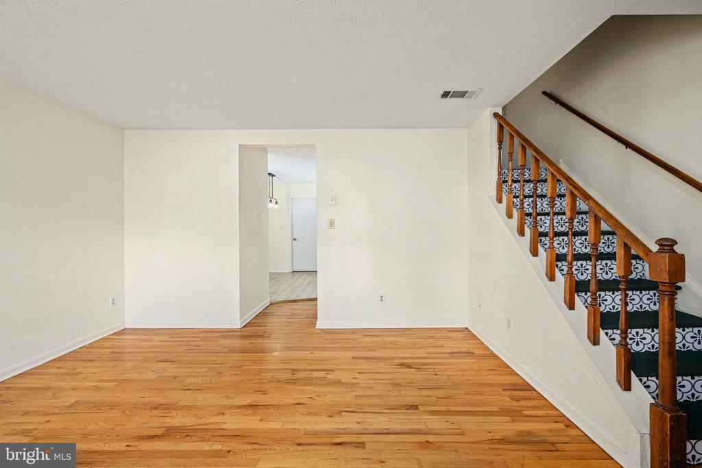 26 JACKSON AVENUE A