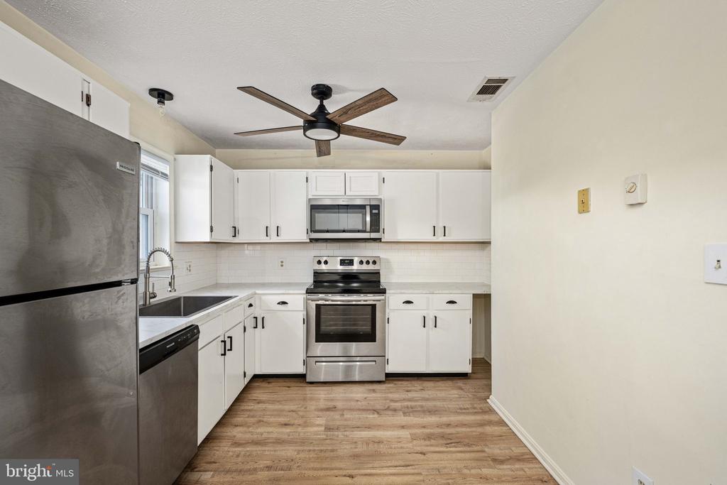 26 JACKSON AVENUE A