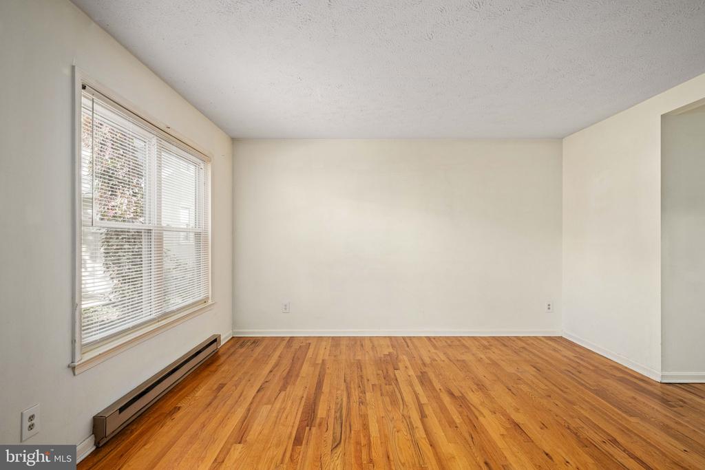 26 JACKSON AVENUE A
