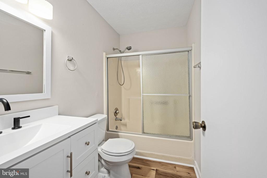 26 JACKSON AVENUE A
