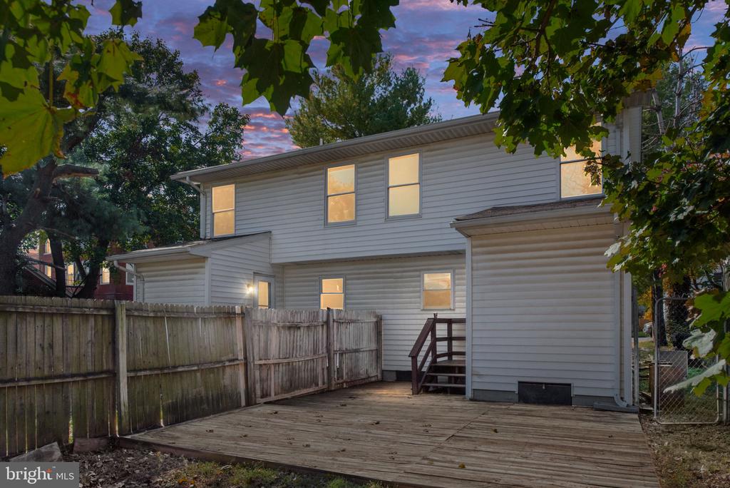 26 JACKSON AVENUE A