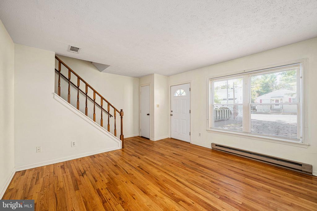 26 JACKSON AVENUE A