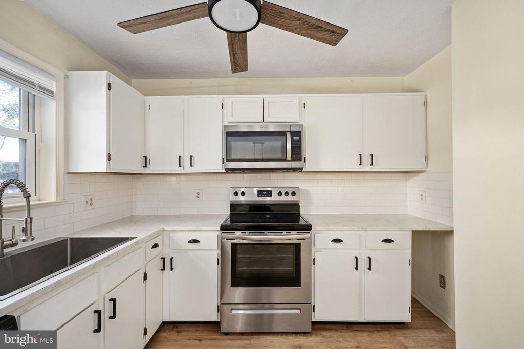 26 JACKSON AVENUE A