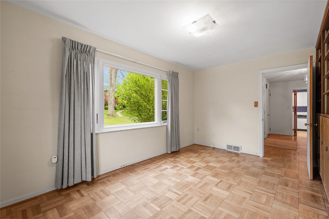 804 WHITE OAK CIRCLE