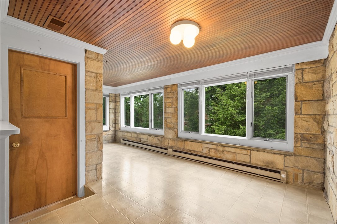 804 WHITE OAK CIRCLE