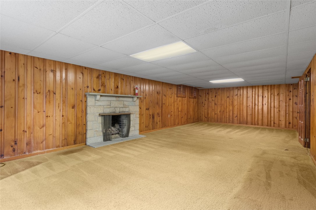 804 WHITE OAK CIRCLE