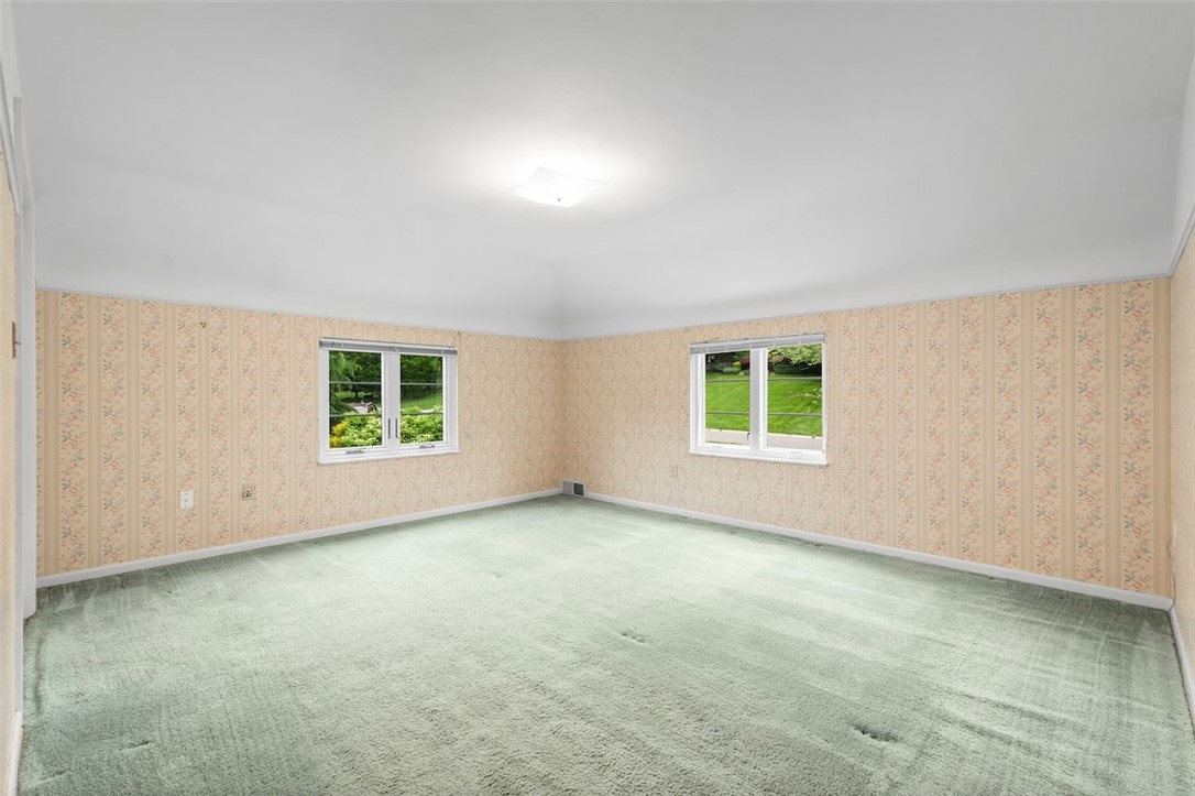 804 WHITE OAK CIRCLE