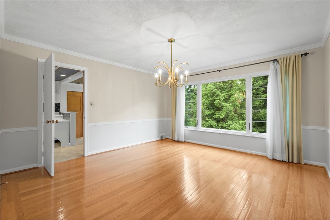 804 WHITE OAK CIRCLE