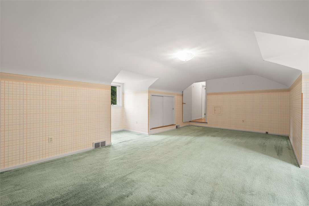 804 WHITE OAK CIRCLE