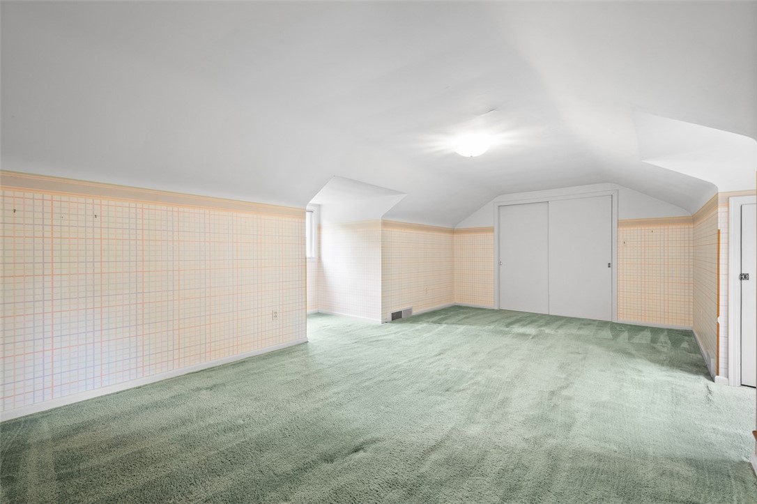 804 WHITE OAK CIRCLE