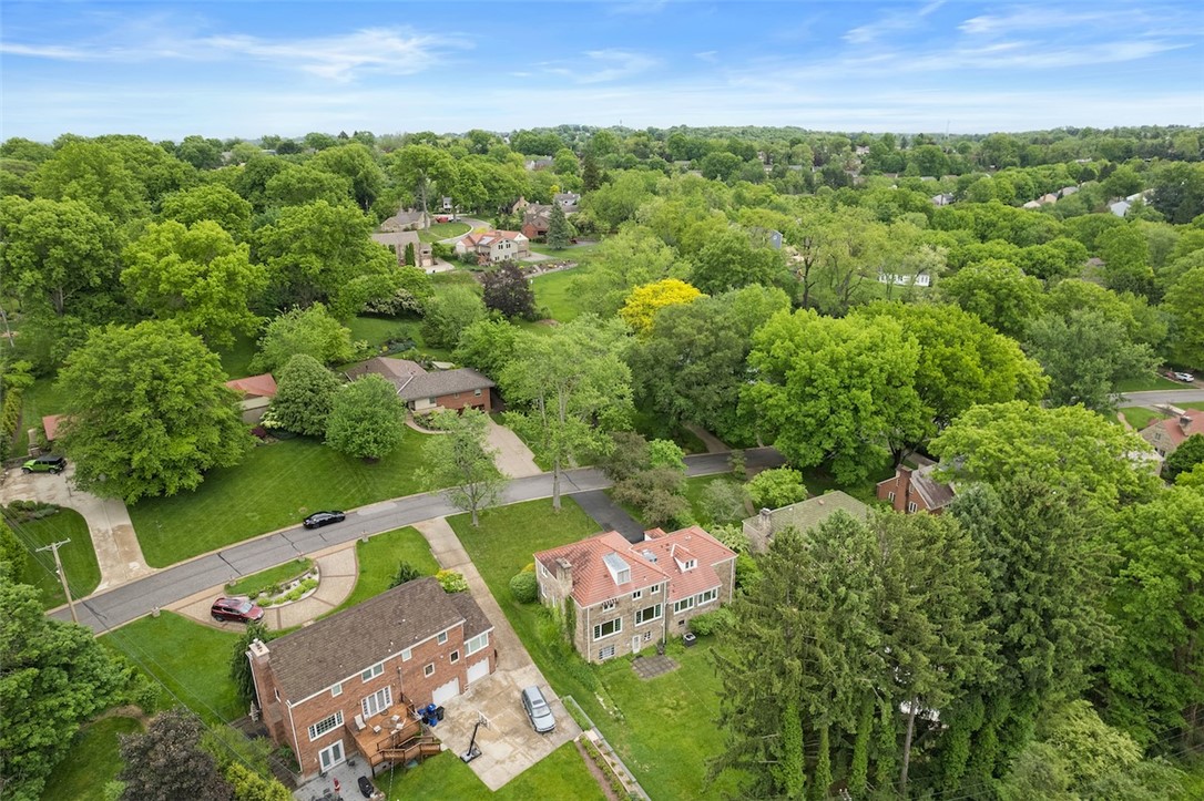 804 WHITE OAK CIRCLE