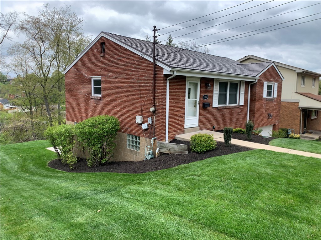 1058 Greenlawn Dr