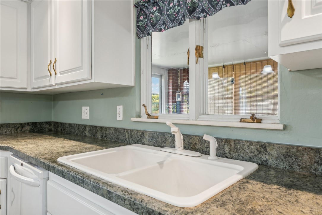 161 Mountain View Pl