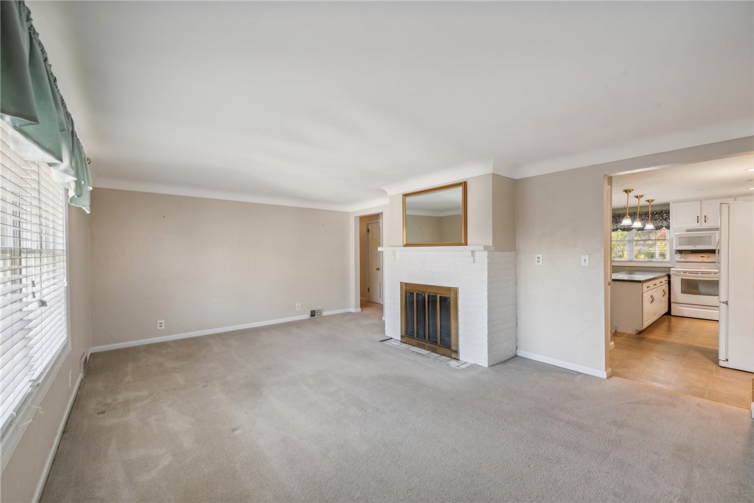 161 Mountain View Pl