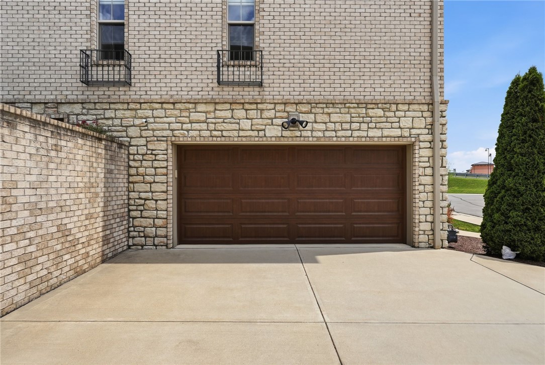 245 Lucca Ln