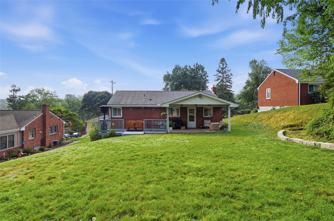 2228 Superior St.