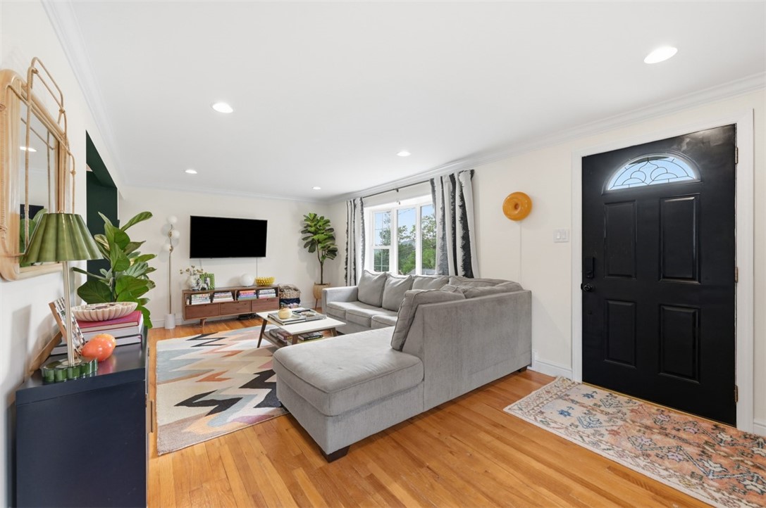 2228 Superior St.